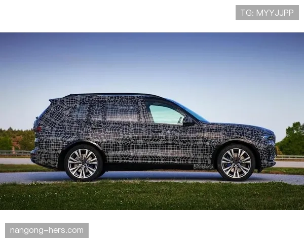 姚明居然换了新车牌，开出去被路人全盯上了…